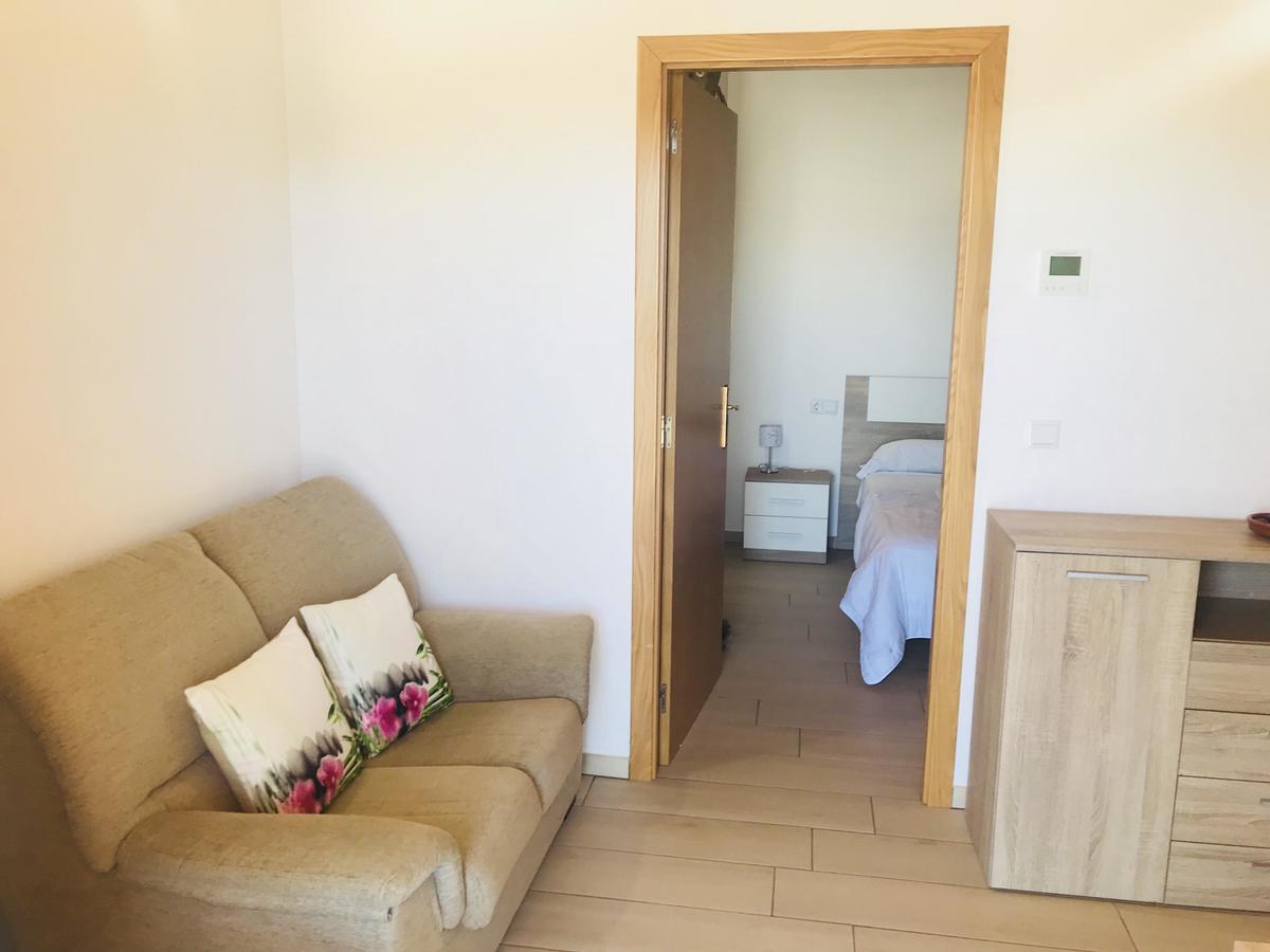 Apartamentos Giuliano Емпуриабрава Екстериор снимка